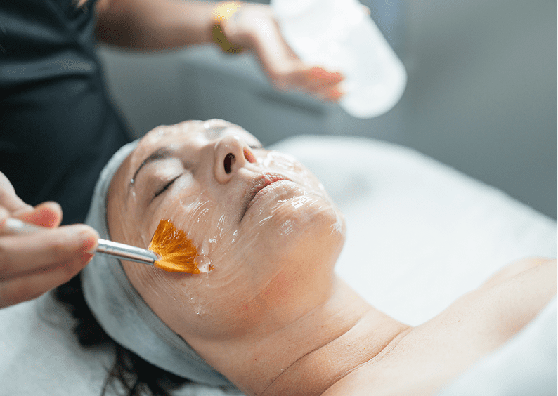 Relaxing facial spa session